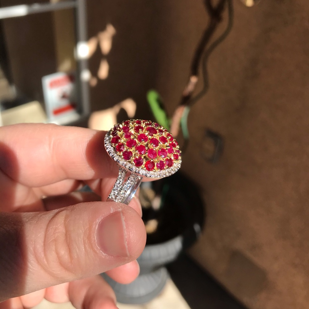 Genuine Ruby &Diamond Ring 18 K Two tone gold ring - Picture 4 of 9